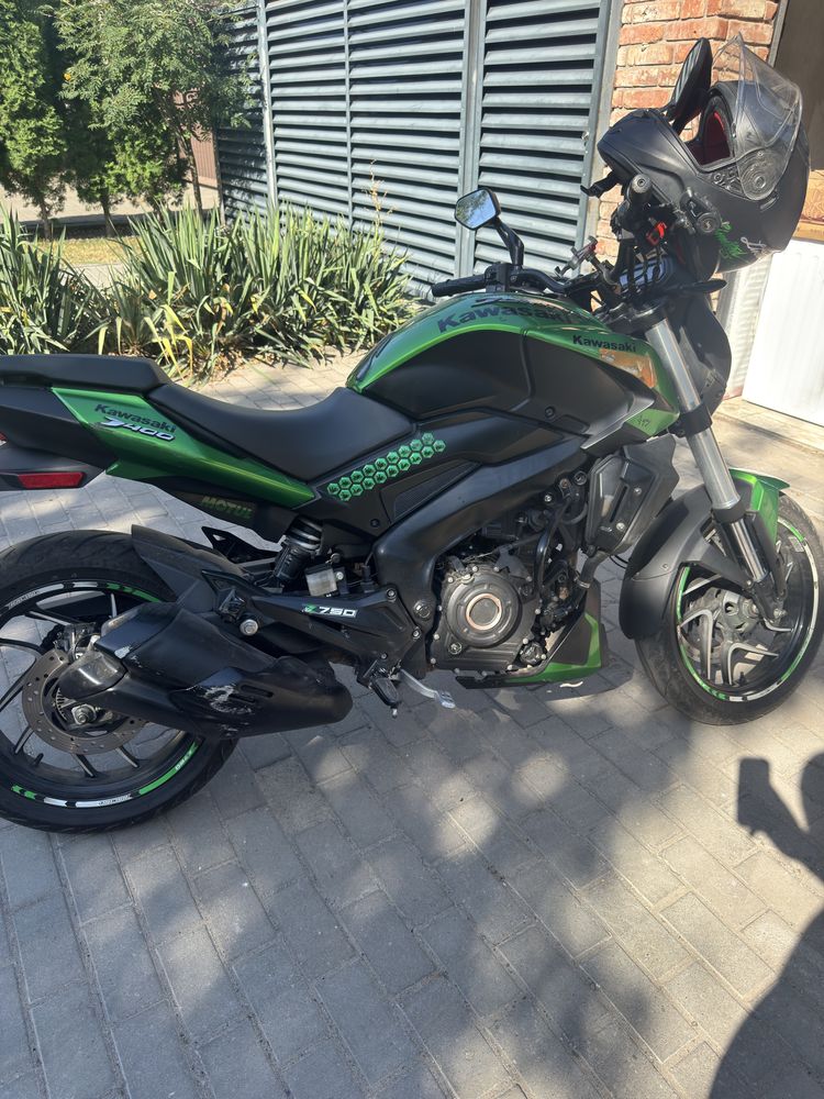 bajaj dominar, abs