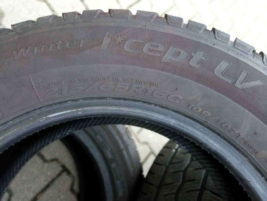 Hankook 16 215/65 Winter I*cept LV Opony Zimowe Komplet bus