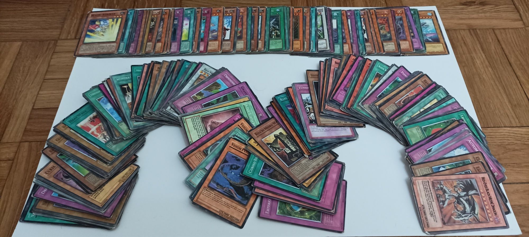 Cartas coleção  Yu-Gi-OH
