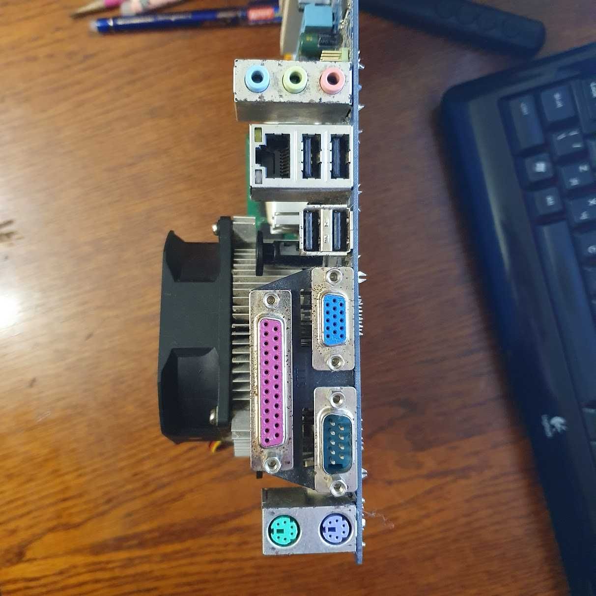 комплект: 775 intel, Duo 3 GHz / 4Gb DDR2 / PCI-E x16 (проверенное! ОК