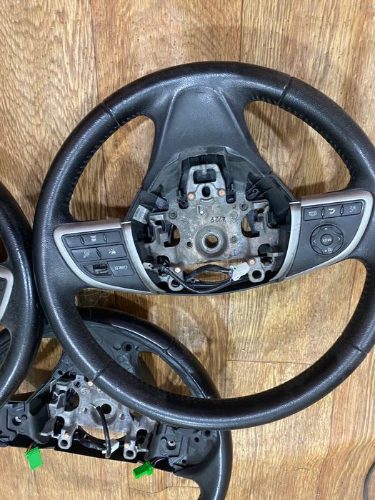 Продам на автомобіль кермо