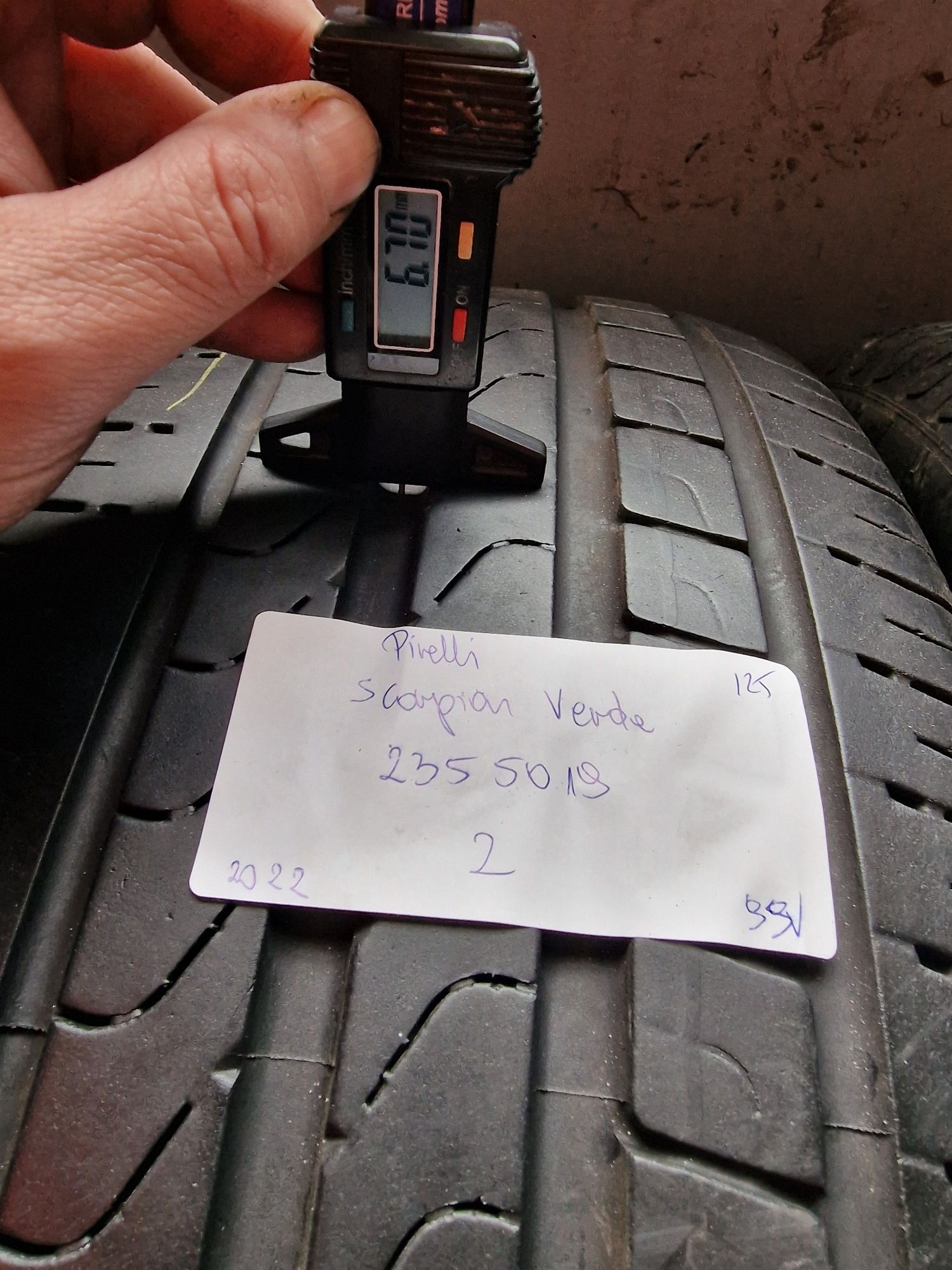 235/50/19 235/50R19 PIRELLI 2022 LATO