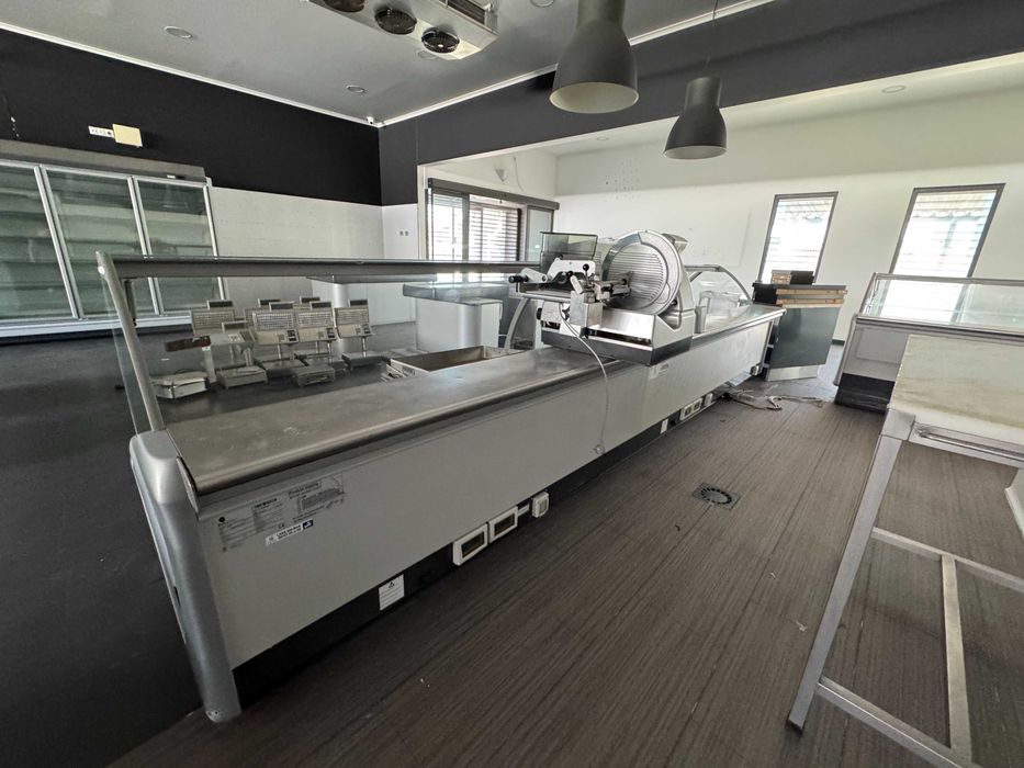 Vitrinas Refrigeradas Profissionais para Talho/Supermercado - 4,5m