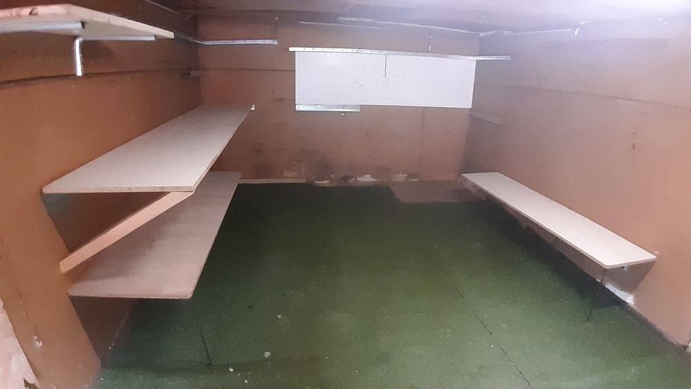 Гараж на Борщаговке со светом 22м2