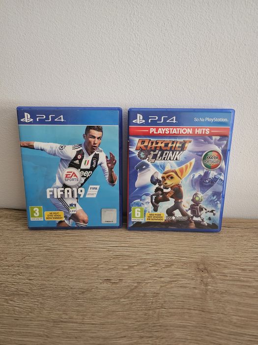 2 jogos Playstation 4 (PS4)