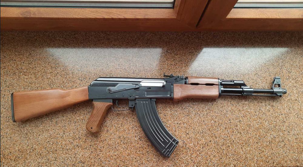 Автомат ак47 детский zm93 игрушечный для детей металический на пульках