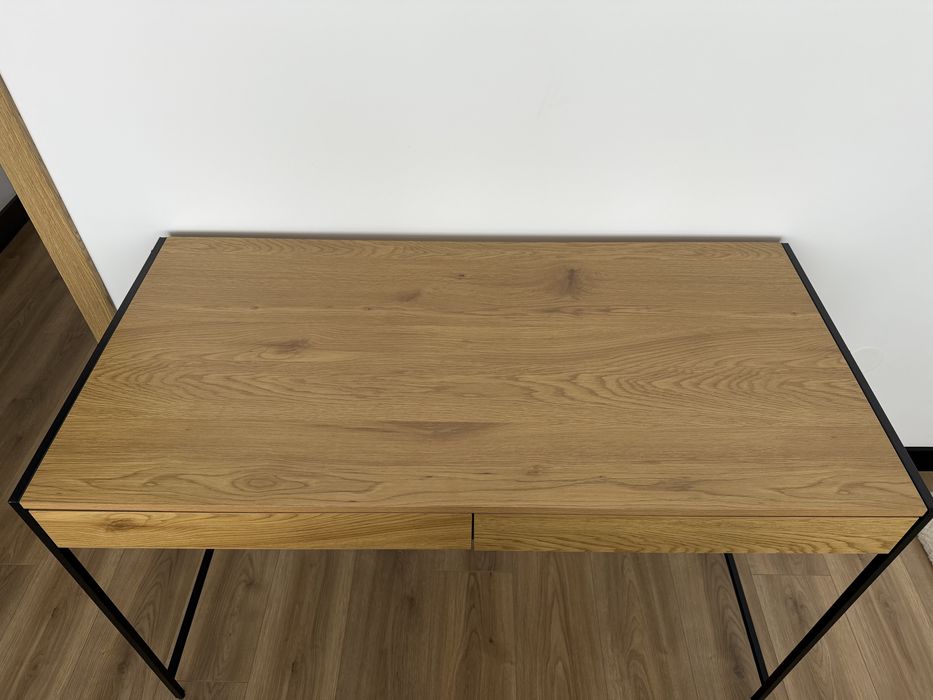 Biurko w stylu loftowym