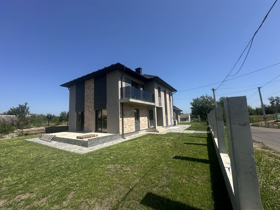 Продам будинок на Роші