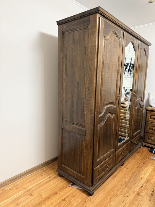 Шафа з натурального дерева дуб