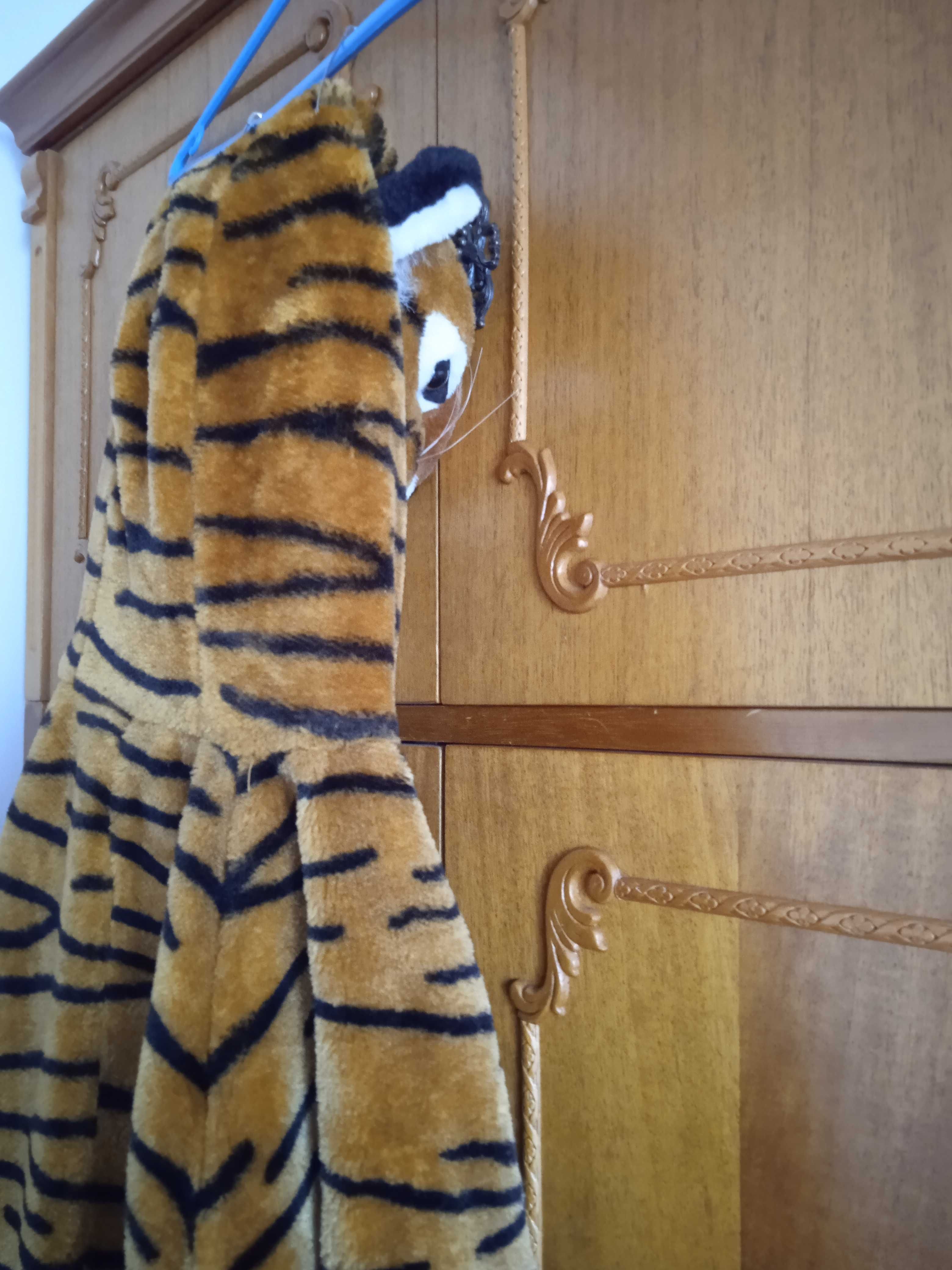 Tygrys kigurumi wielki strój, przebranie, rysunek wymiarów