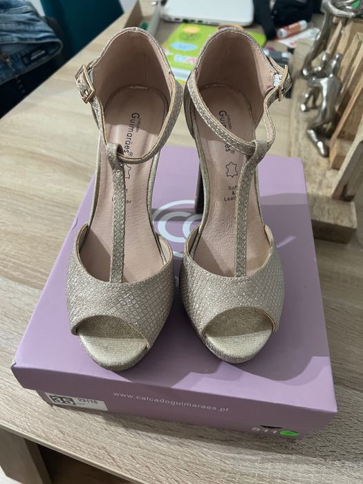 Sapatos de cerimonia n 35