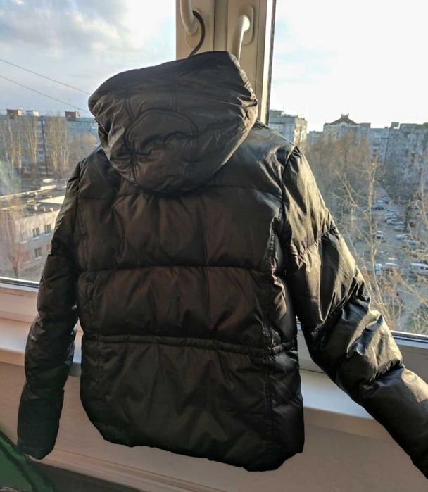 Женский пуховик женский черный 44-46р