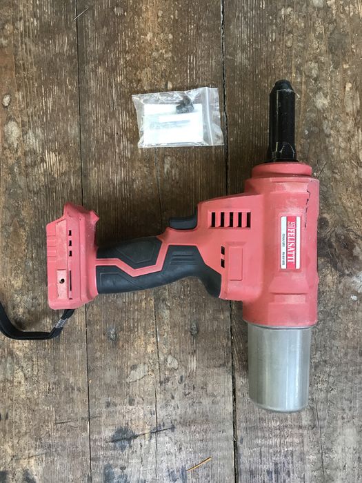 Заклепочник Felisatti Акумуляторний пістолет для встановлення заклепок