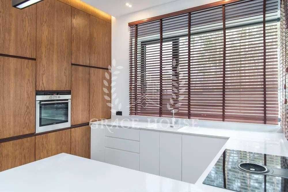 Престижный дом Hi-tech в Стоянке в КГ лес, озеро, генератор