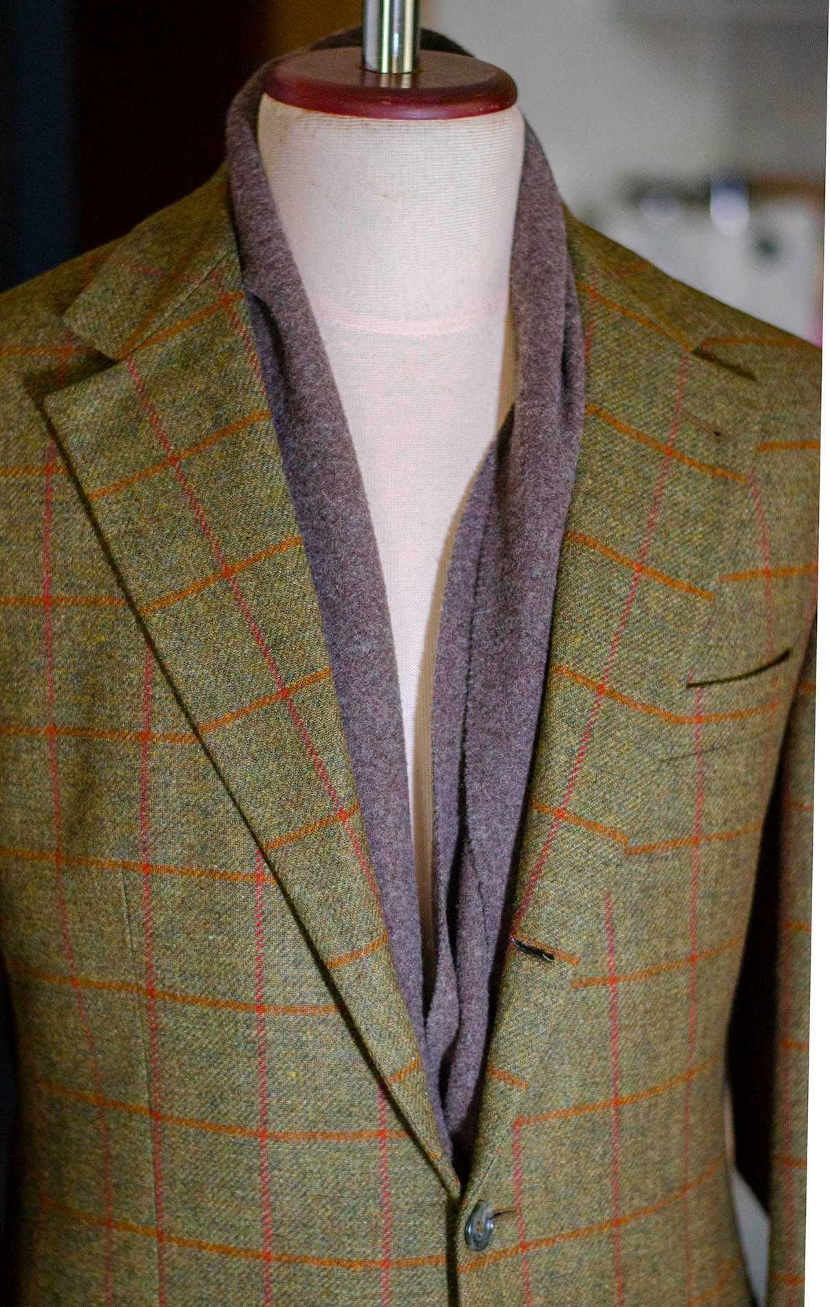 Włoski szal Saddler, 100% wełna, brązowy, old money, Pure Lambswool