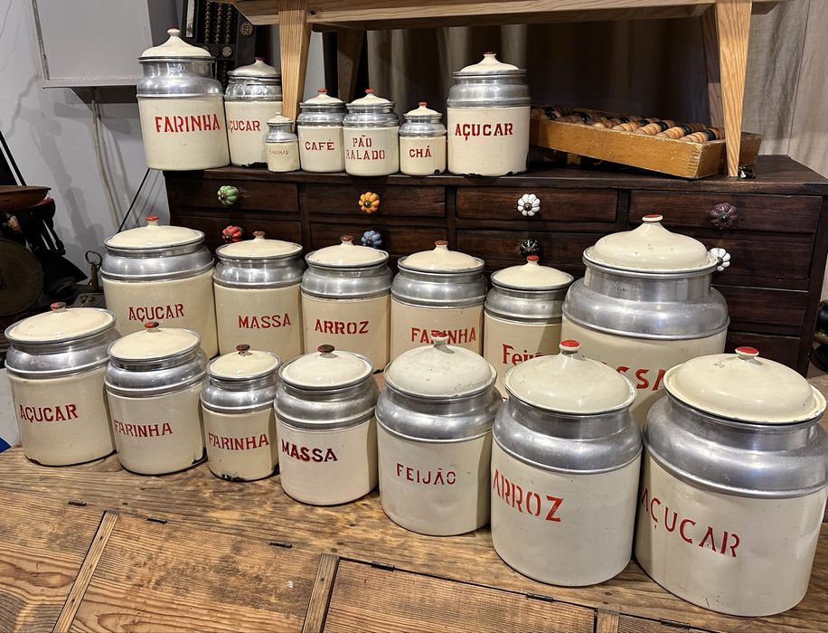 Latas de cozinha antigas em chapa/esmaltadas!