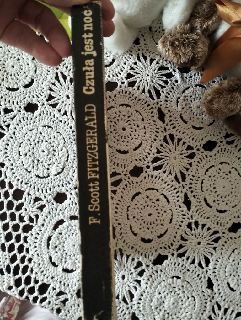 Książka : Czuła jest noc - F. Scott Fitzgerald