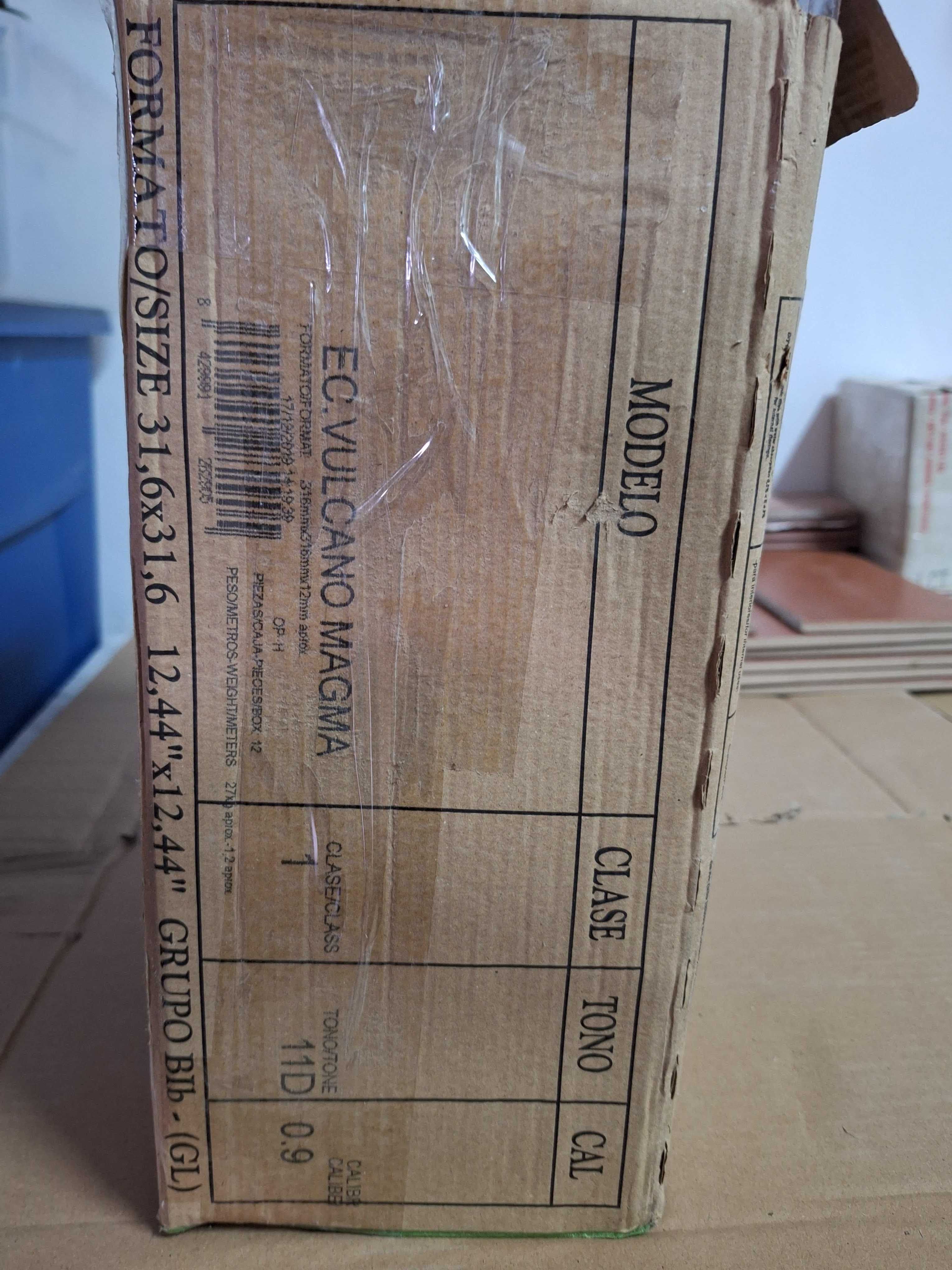 1 Caixa de Revestimento Cerâmico 31,6 cm x 31,6 cm (1A qualidade)