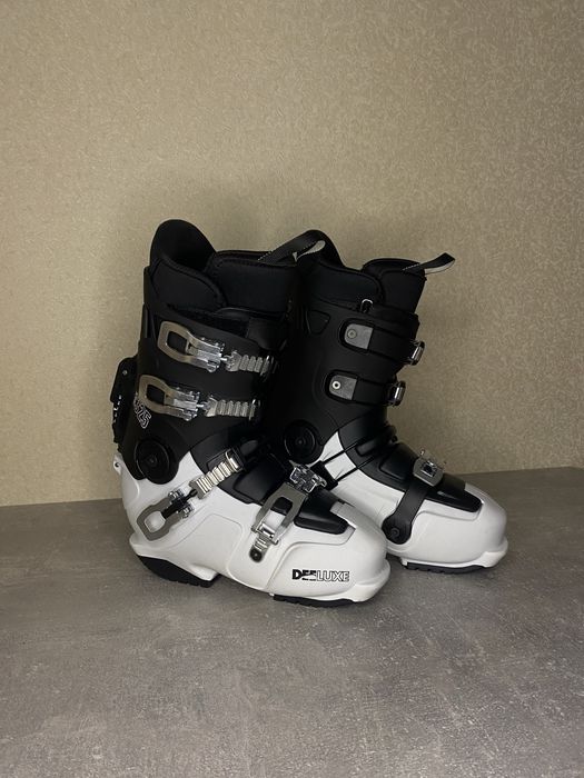 Ботинки для сноуборда DEELUXE Track 325 — размер M 25.0 / US 7