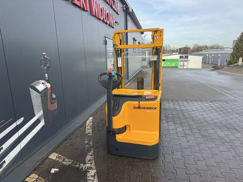 Paleciak elektryczny Jungheinrich Ejc 400 cm 1200 kg wózek Ejc 212