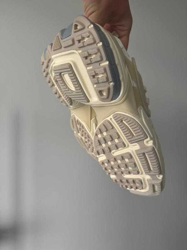 ОРИГІНАЛ Кросівки Nike V2K Run Pale Ivory