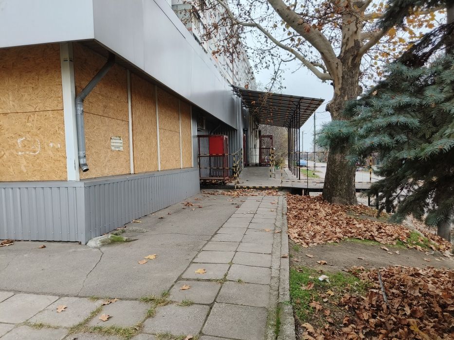 Помещение(СВЕТ ЕСТЬ ВСЕГДА) 100 кв. м. Шевч. мкр. р-н, ул. Красная, 3.