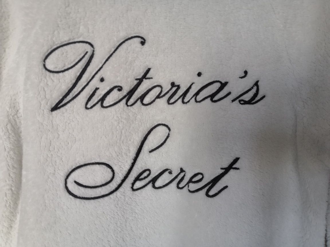 Продам халат женский тёплый. Victoria's secret. Состояние - прекрасное