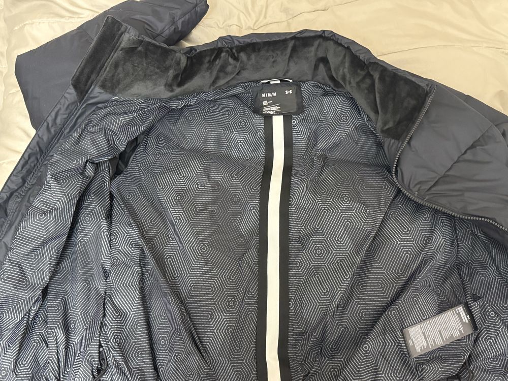 Куртка Under Armour, пуховик  Under Armour