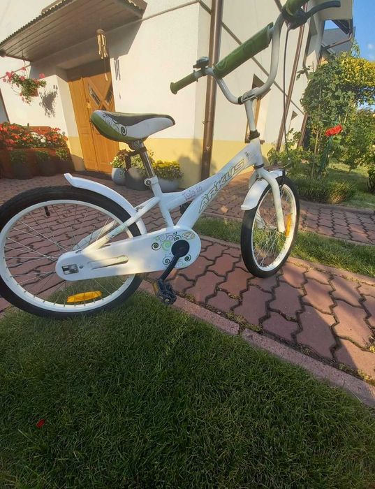 Rower dziecięcy 20 cali. BIALY