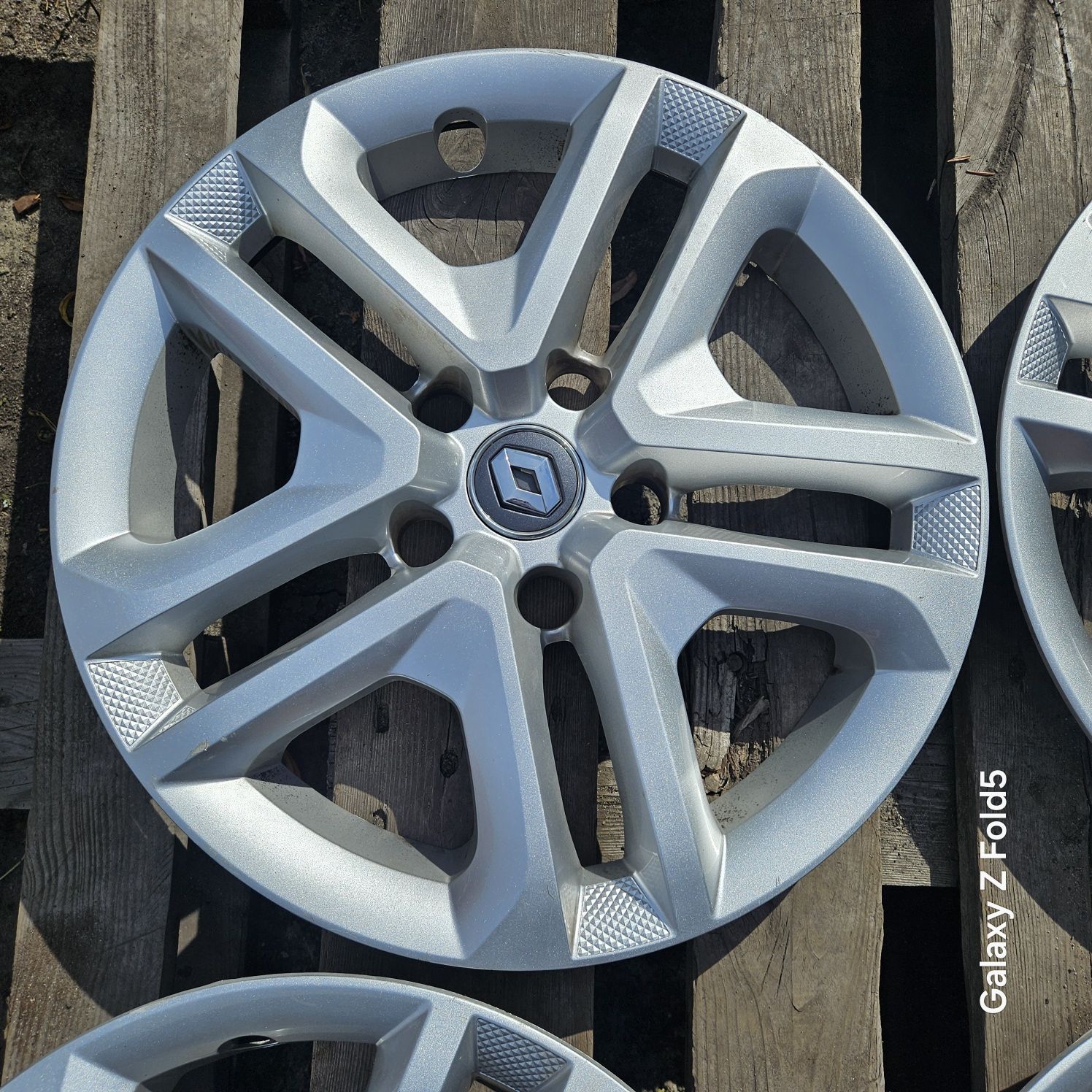 Kołpaki strukturalne 16 Renault Megane IV Megane III Fluence Kangoo