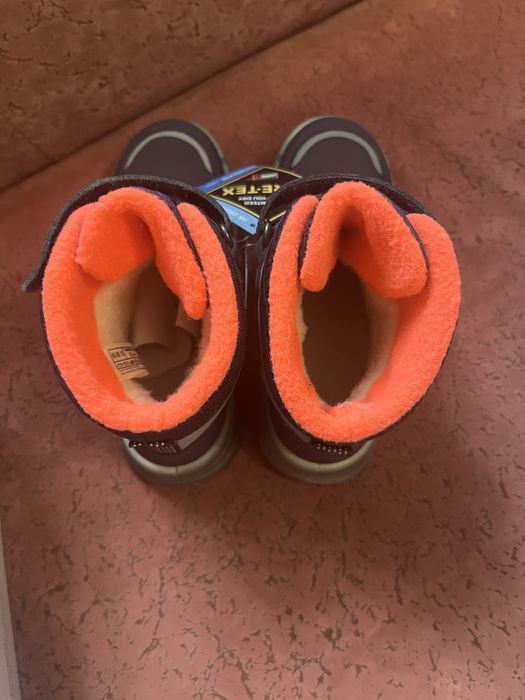 Зимове взутть для дівчинки,черевики superfit