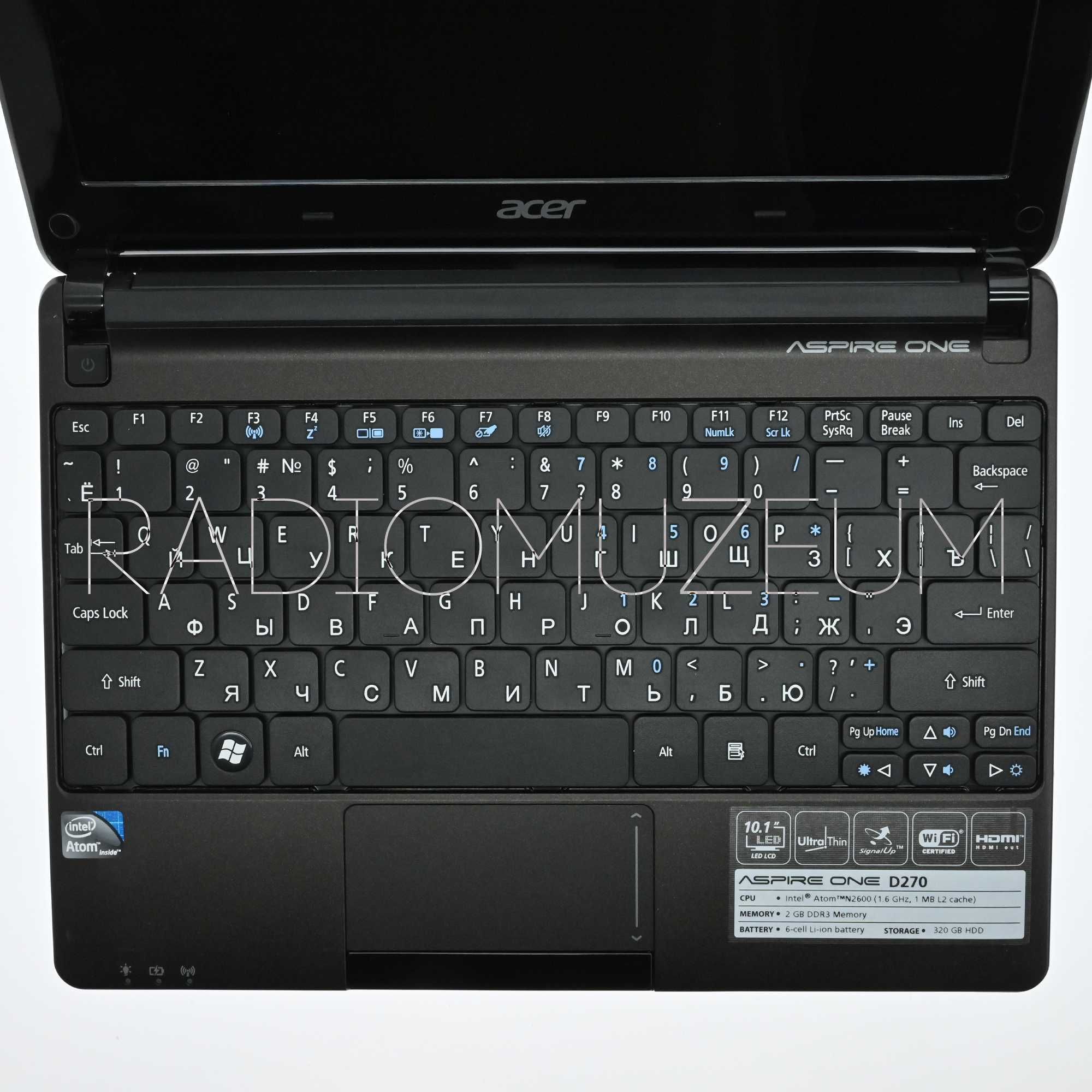 Нетбук Acer Aspire One D270, дуже гарний стан, справний, батареї слаба