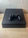 Konsola PlayStation 4 Pro 1 TB+ Pad
