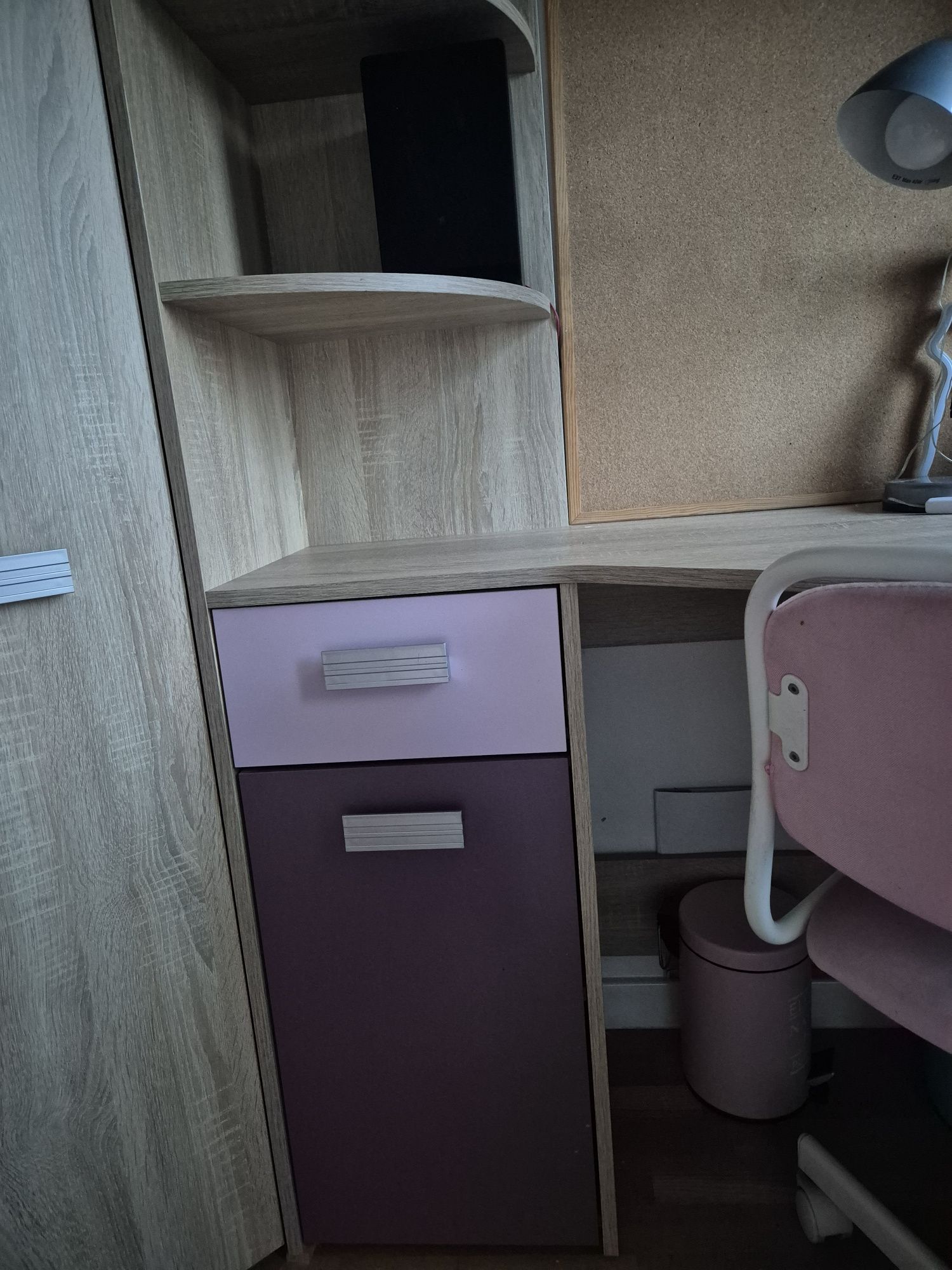 Łóżko antresola z biurkiem i szafą, GRATIS krzesełko obrotowe