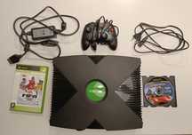 Xbox classic z wszystkimi kablami jednym padem i dwoma grami