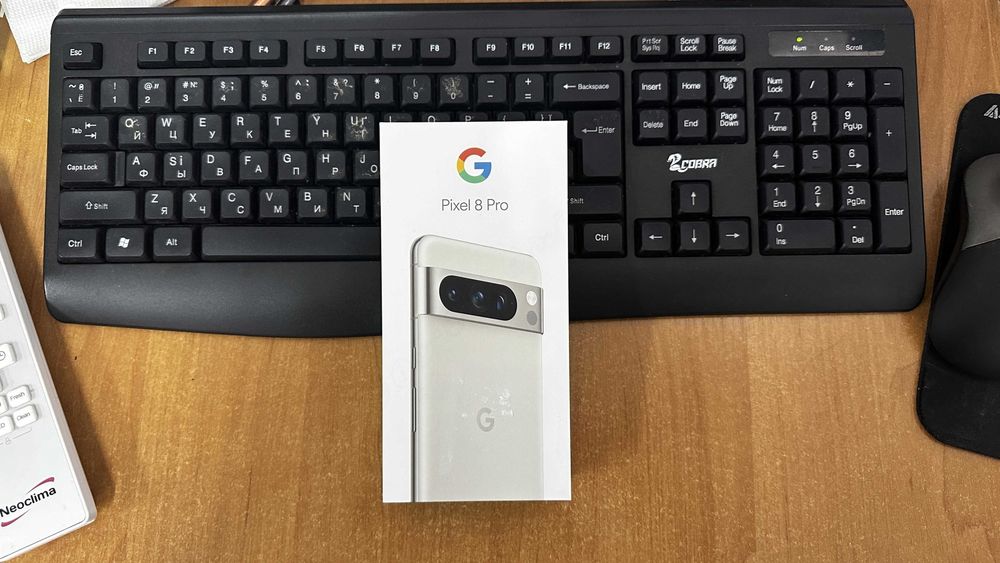NEW Google Pixel 8 Pro 128GB Porcelain/Obsidian/Bay Trade In Гарантія