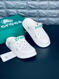 Мужские кроксы Crocs белые шлёпанцы 36-46 Крокс