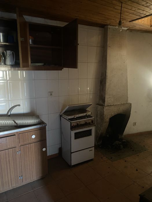 Vende-se casa Tipica em Pedra