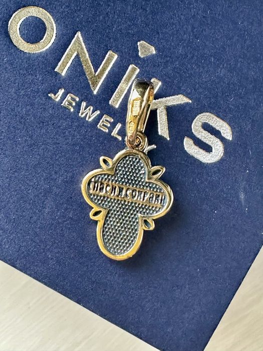 Золотий хрестик Онікс