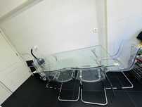 Mesa de Cozinha usada com 4 cadeira