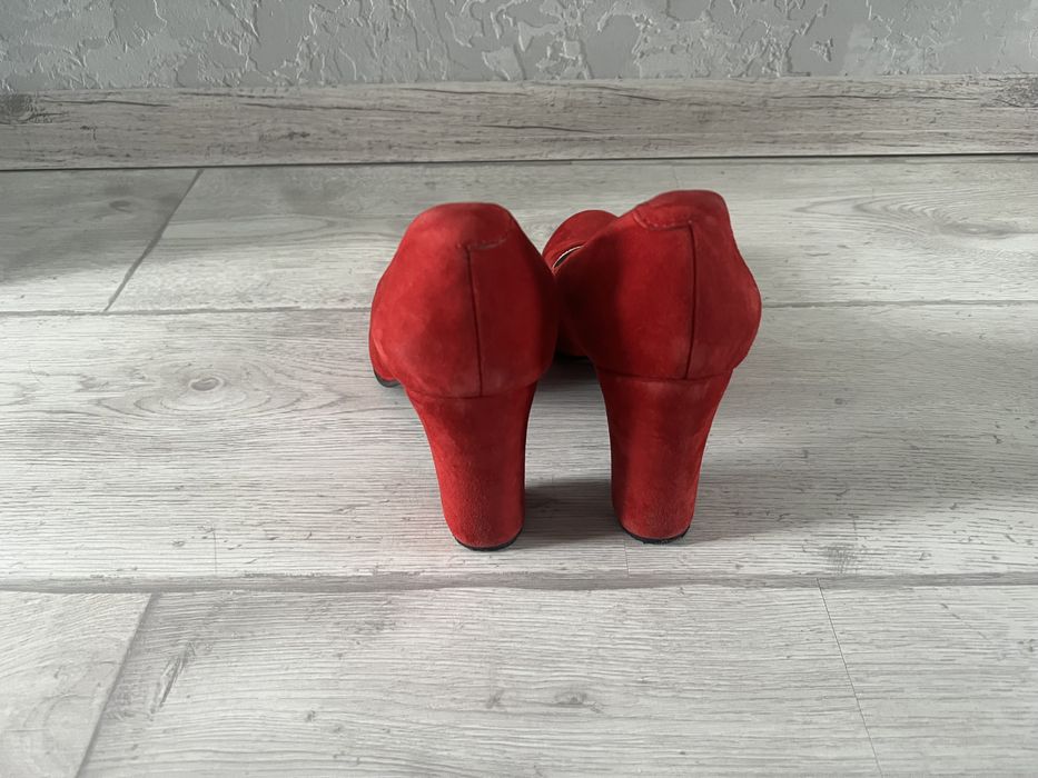 Жіночі туфлі розмір 40