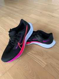 Buty do biegania Nike Air Zoom Pegasus 38, nowe, rozmiar 45, r. 2024