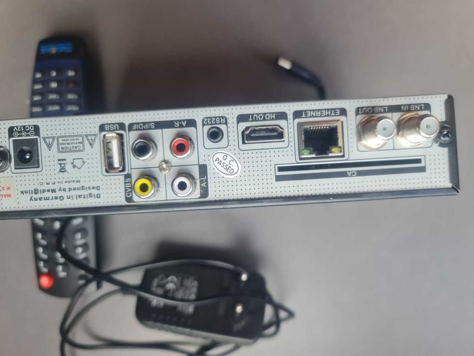 Recetor de satelite Medialink - Black Panther FTA Premium Magic