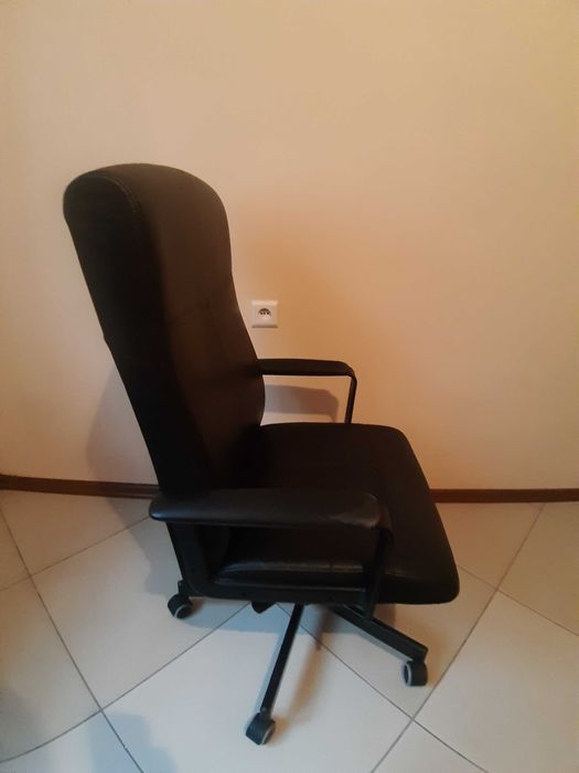 Stół roboczy/biurko  z regulacją wysokości Ikea Galant