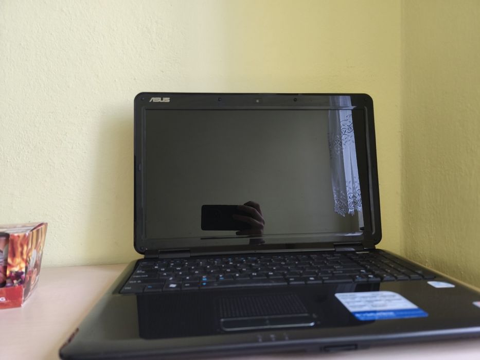 Laptop Asus K50IJ + Kabel