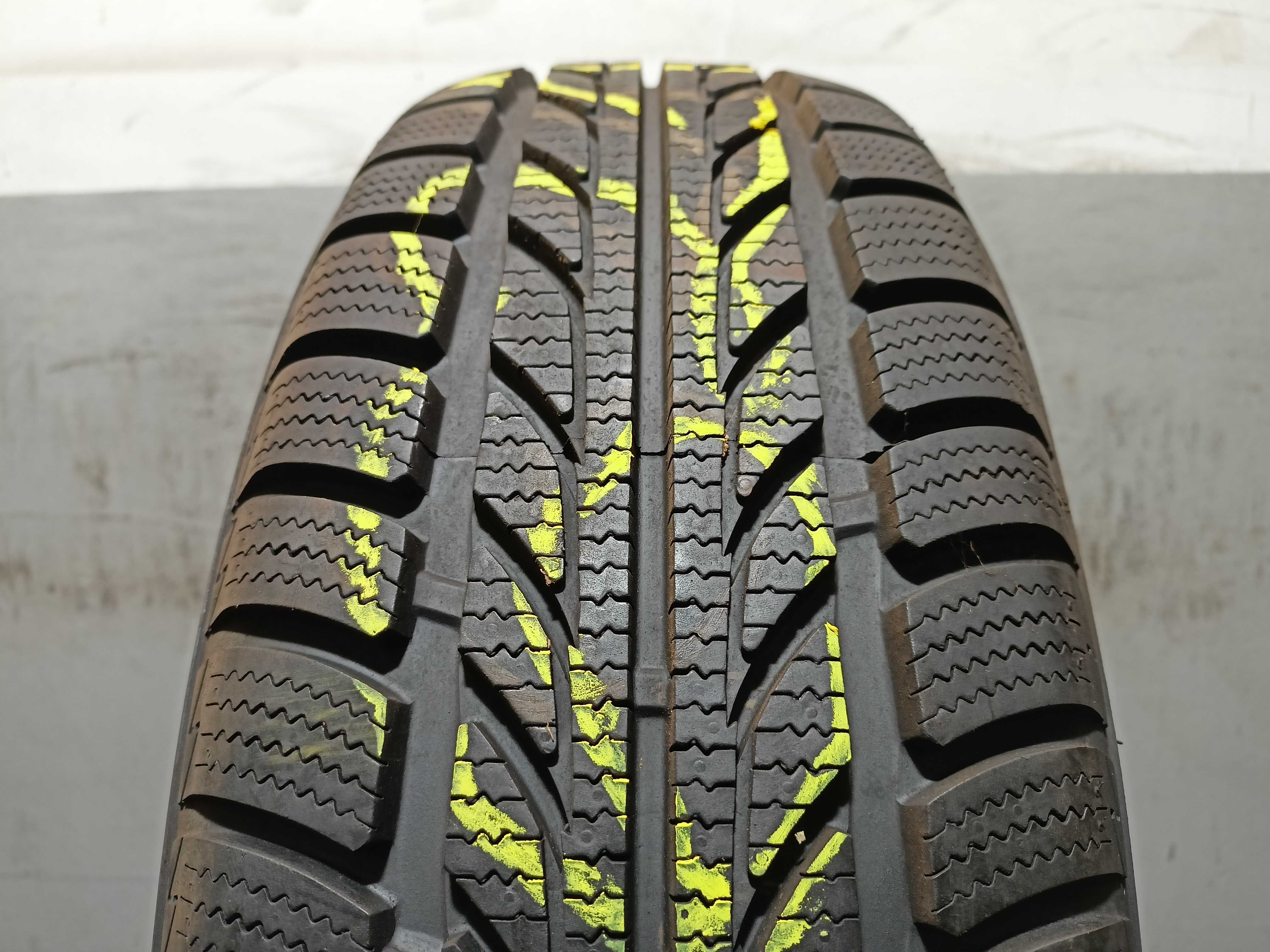 Hankook Ice bear W440 185/65/15 2008rok 88T 9mm (621)