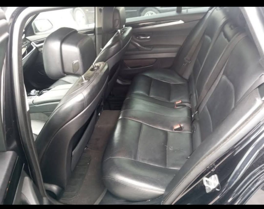 Bmw 520d caixa automática impecavel