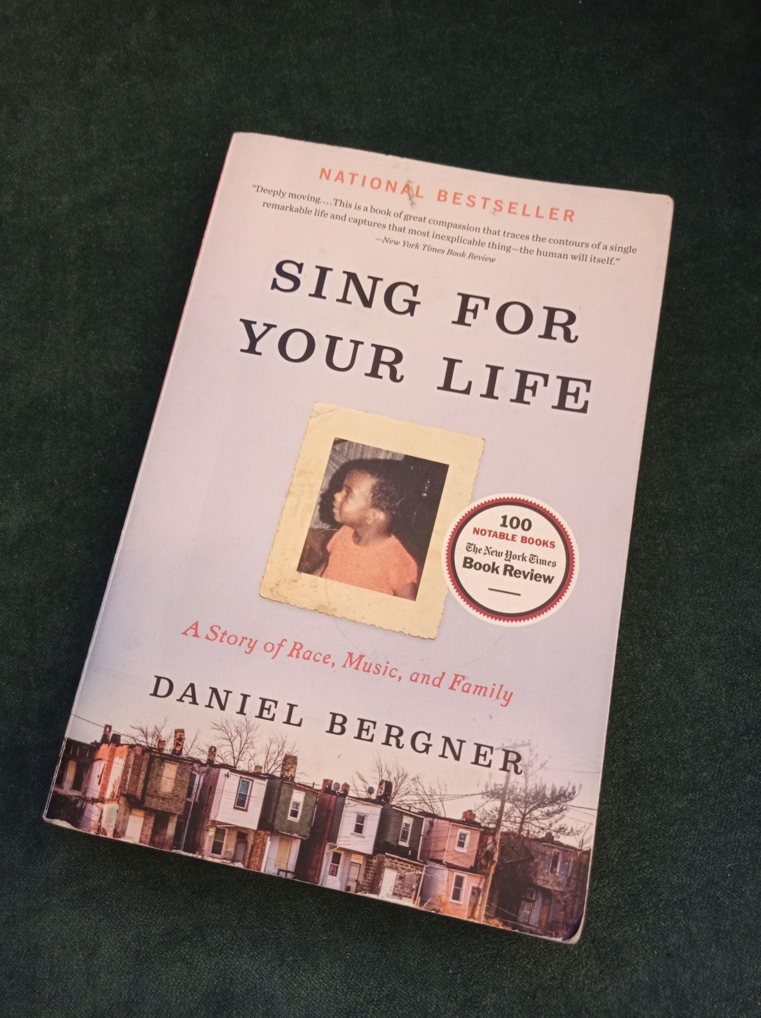 Книга англійською Sing for your life Daniel Bergner