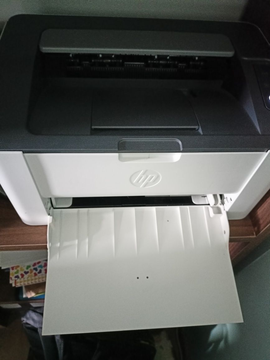 Drukarka laserowa HP 107w z wifi, pełny toner