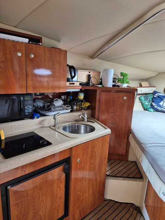 Sprzedam jacht motorowy Yacht Cruiser 280 cxi z 2006 r